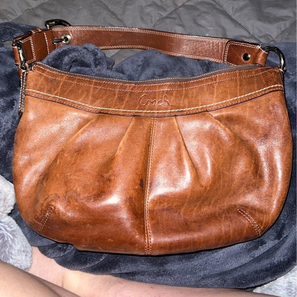 COACH - Burnt Orange Pleated Leather Hobo Shoulder Bag Style F13730